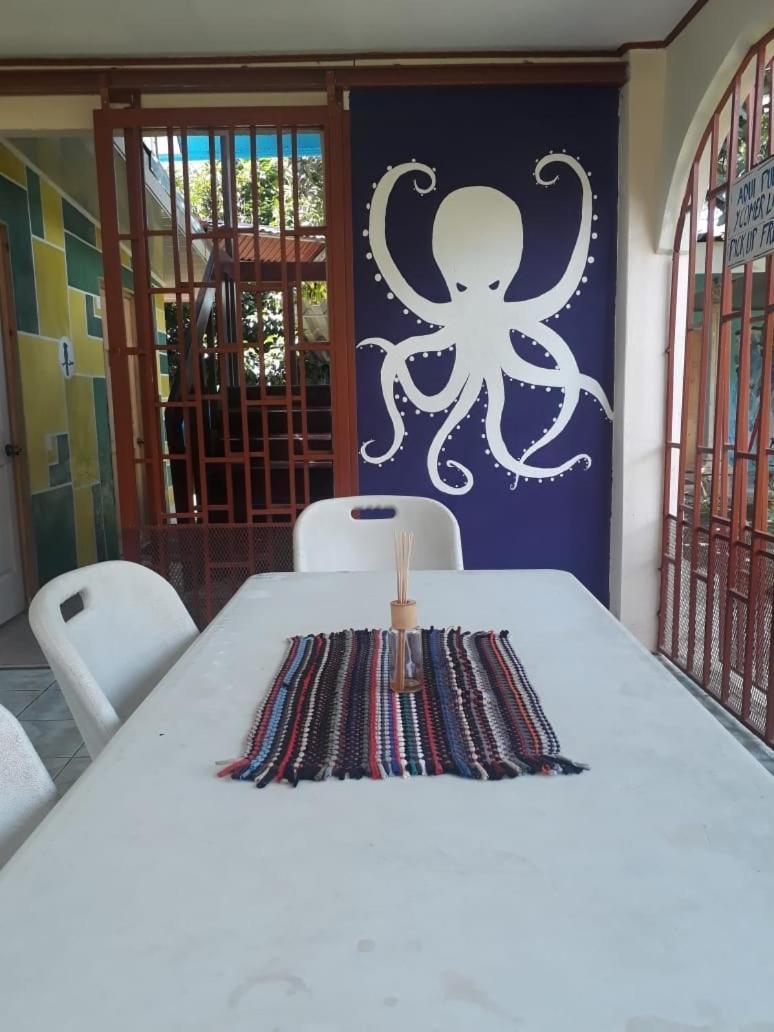 Casa Ballena Eco Hostel Uvita Eksteriør billede